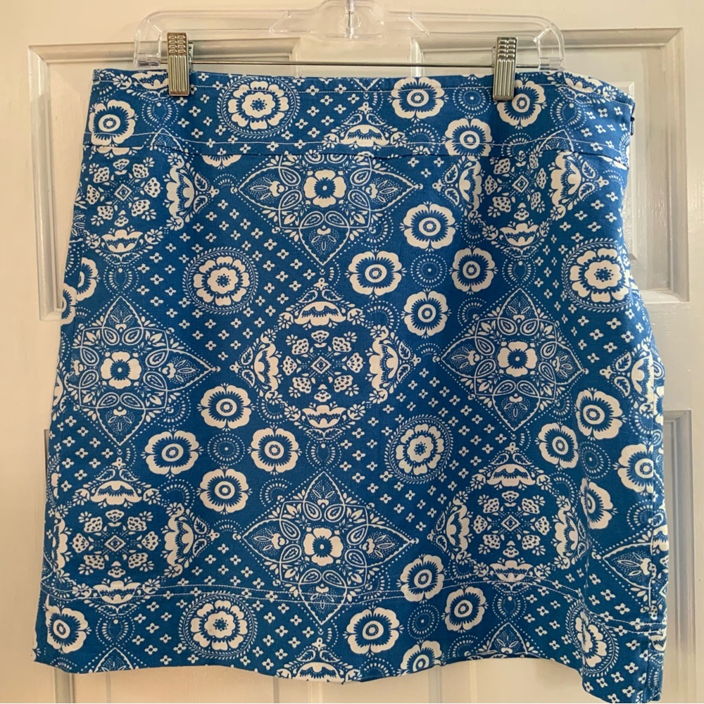 Talbots Women's Size 12 Diamond Bandana Floral Print Lined Skirt Blue White New